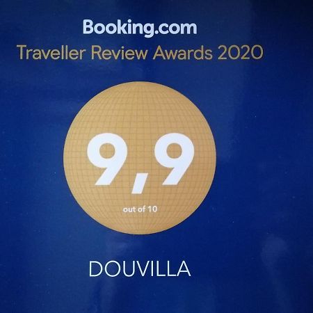 Douvilla デュヴィル エクステリア 写真